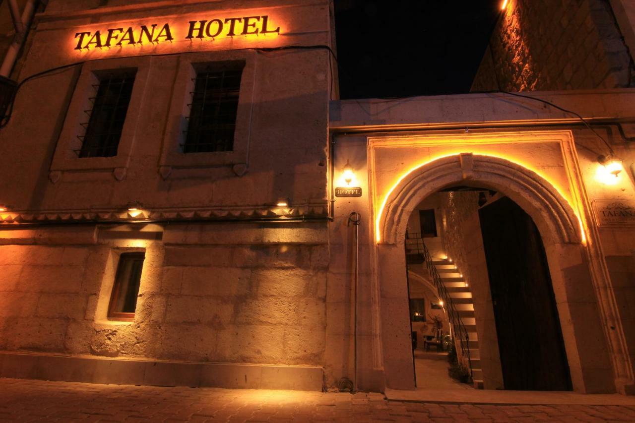 Tafana Cave & Stone Lodge 어굽 외부 사진